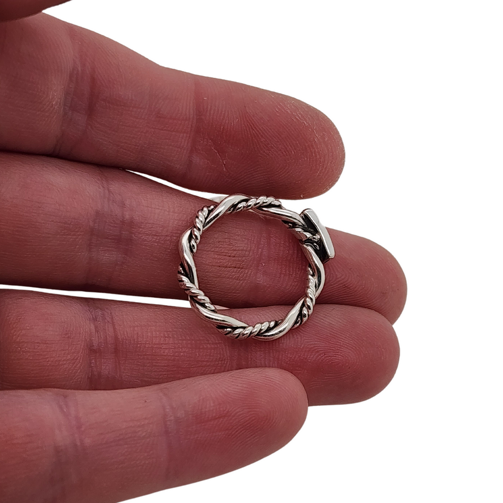 sterling silver intertwined ring