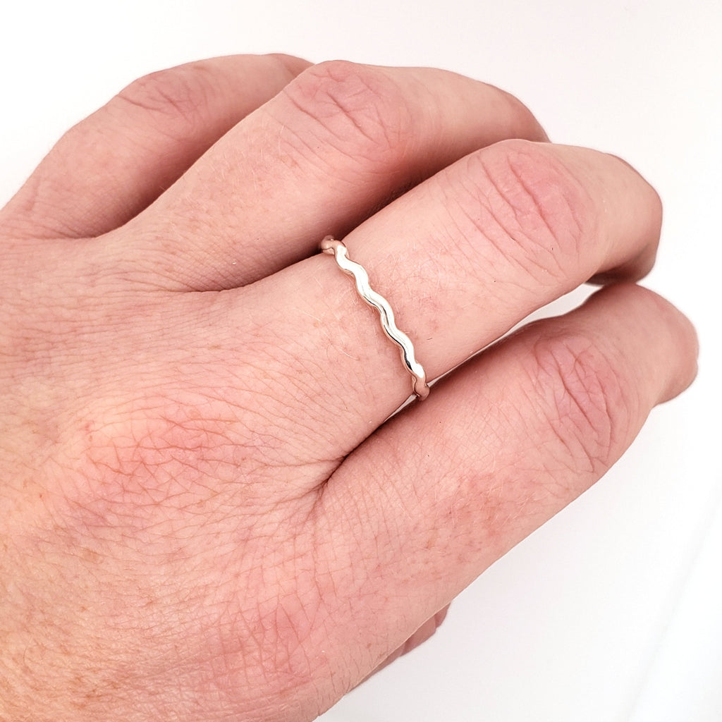 sterling silver wavy ring band