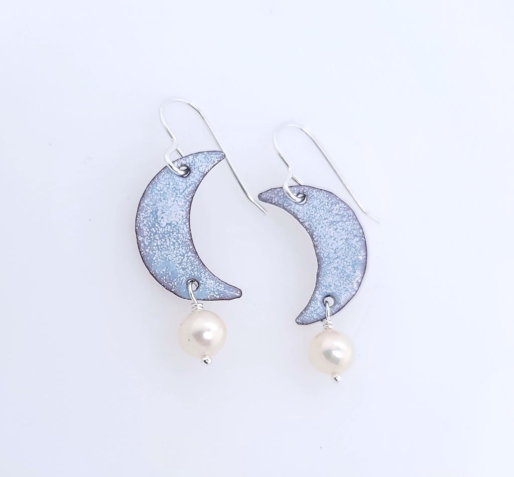 gray and white pearl earrings